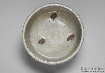 图片[3]-Tripod in celadon glaze. Guan ware., Southern Song to Yuan dynasty, 13th-14th century-China Archive